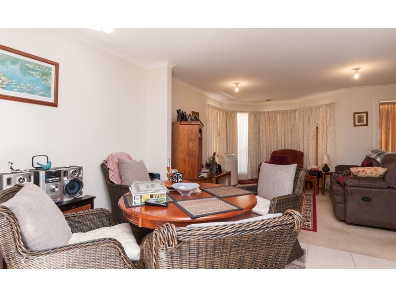 6/39 Holloway Road, Croydon North VIC 3136