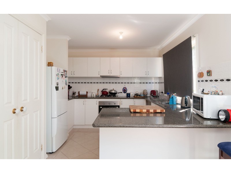 6/39 Holloway Road, Croydon North VIC 3136