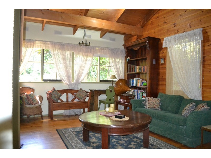 81 Commercial Road, Mount Evelyn VIC 3796