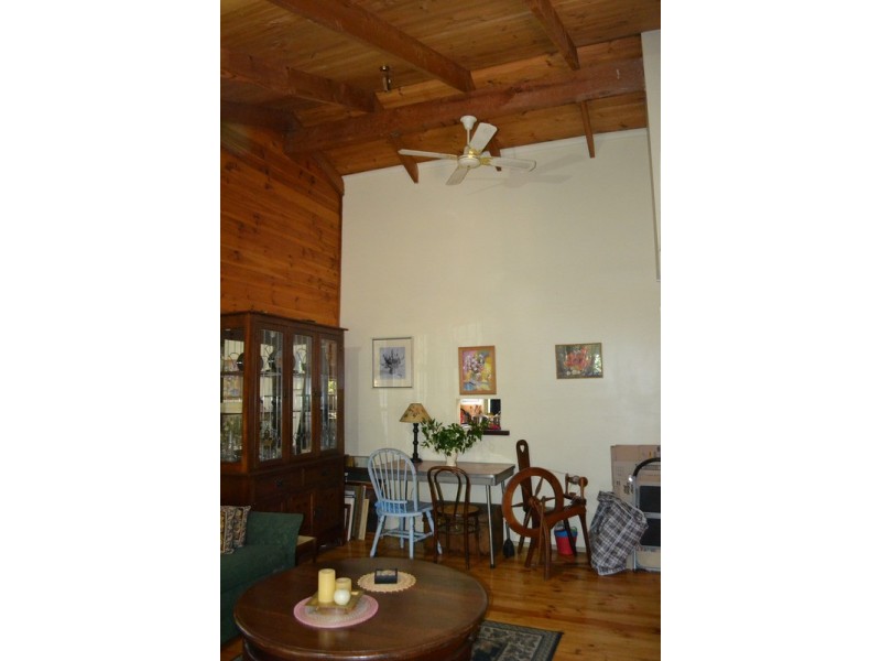 81 Commercial Road, Mount Evelyn VIC 3796