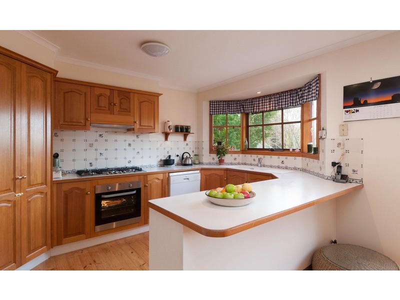 69 Alpine Way, Kilsyth VIC 3137