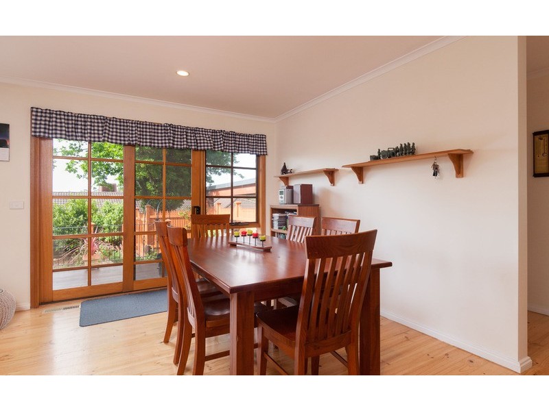 69 Alpine Way, Kilsyth VIC 3137