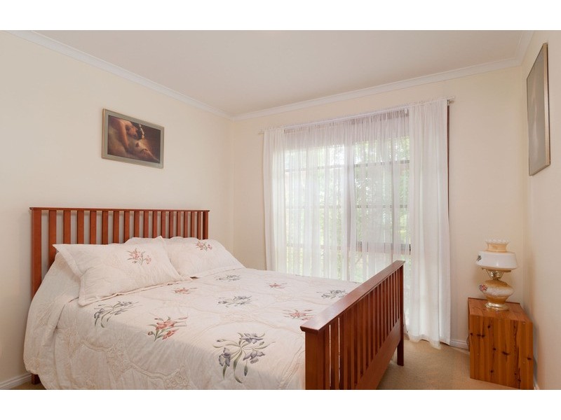 69 Alpine Way, Kilsyth VIC 3137