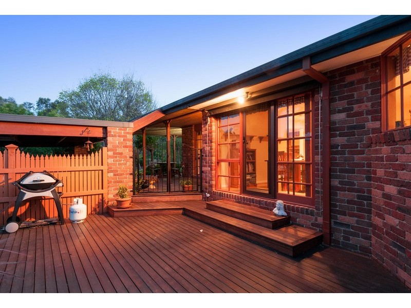 69 Alpine Way, Kilsyth VIC 3137