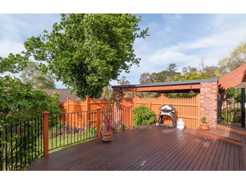 69 Alpine Way, Kilsyth VIC 3137