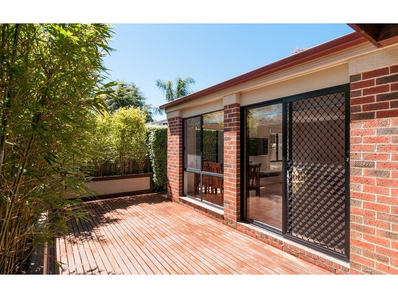 69a Blackburn Road, Mooroolbark VIC 3138