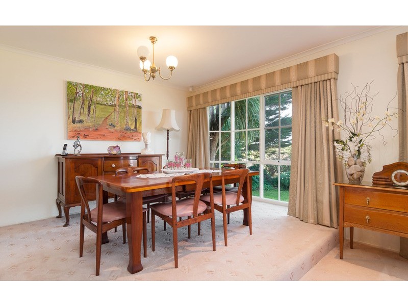 15 Struan Avenue, Mooroolbark VIC 3138