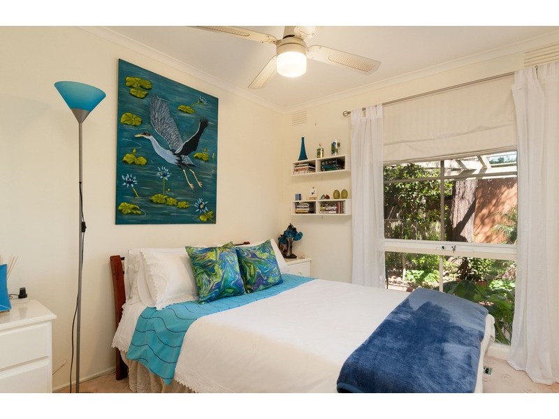 15 Struan Avenue, Mooroolbark VIC 3138