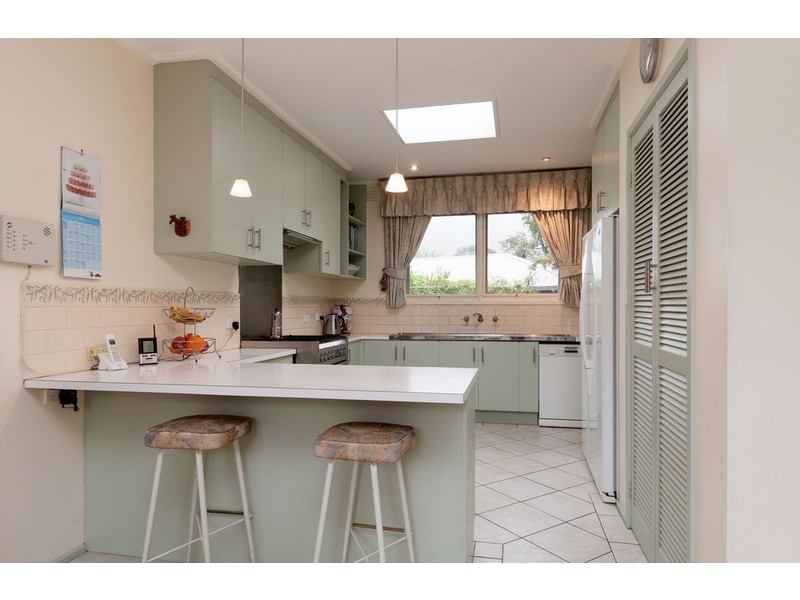 24 Greenhills Avenue, Montrose VIC 3765