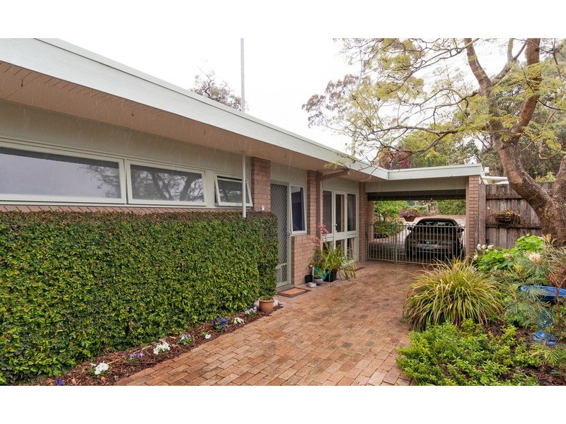 24 Greenhills Avenue, Montrose VIC 3765