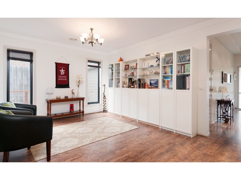 35 Larbert Road, Mooroolbark VIC 3138