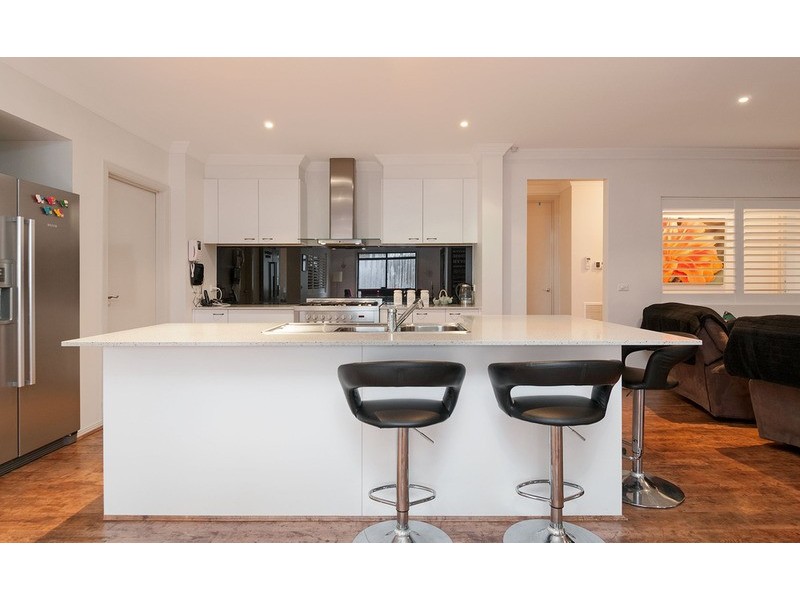 35 Larbert Road, Mooroolbark VIC 3138