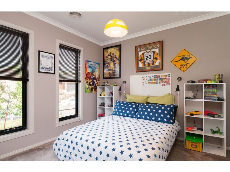 35 Larbert Road, Mooroolbark VIC 3138