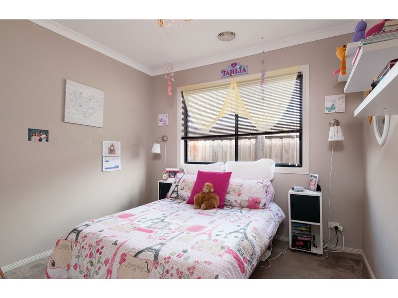 35 Larbert Road, Mooroolbark VIC 3138