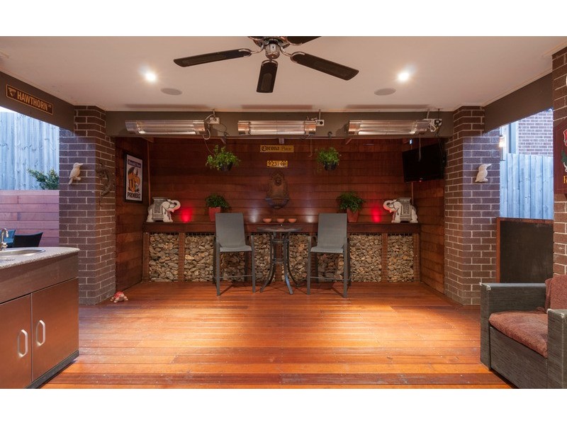 35 Larbert Road, Mooroolbark VIC 3138