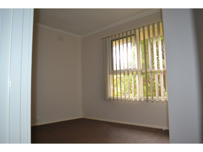 28 Dryden Concourse, Mooroolbark VIC 3138