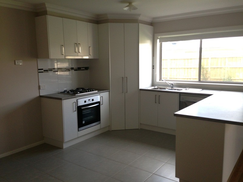 10a Neville  Street, Mooroolbark VIC 3138