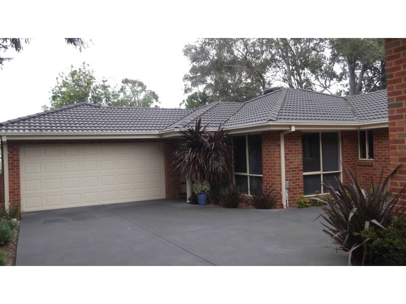 3/58 Central  Avenue, Croydon South VIC 3136