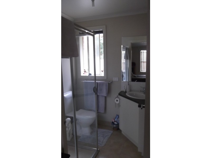 3/58 Central  Avenue, Croydon South VIC 3136