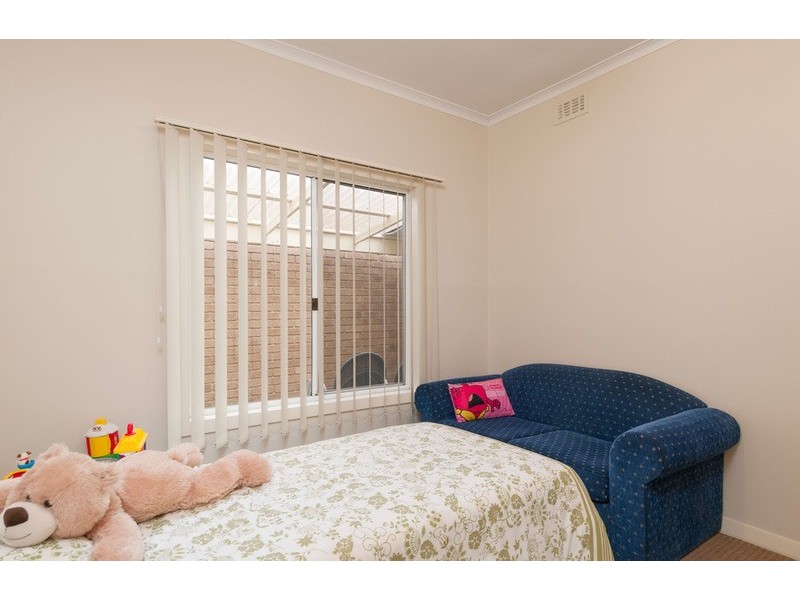 16 Colchester Road, Kilsyth VIC 3137