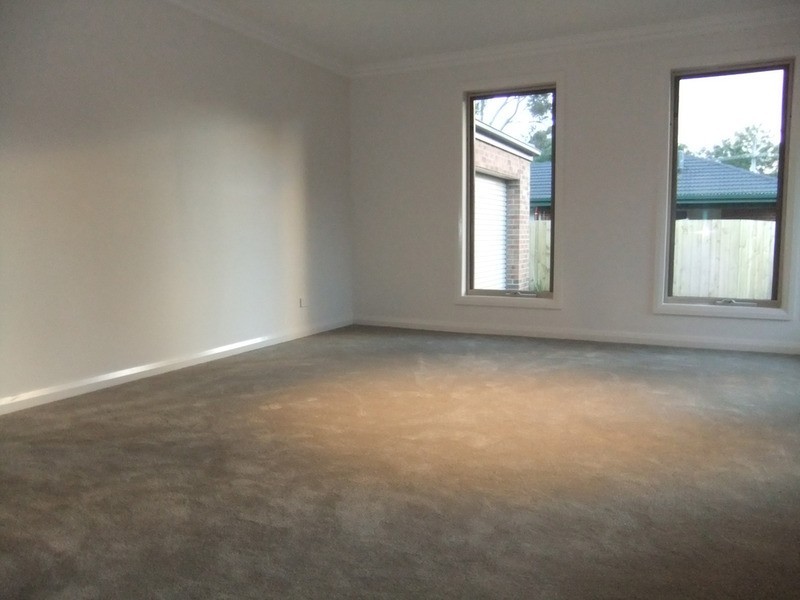 38a Zina  Grove, Mooroolbark VIC 3138