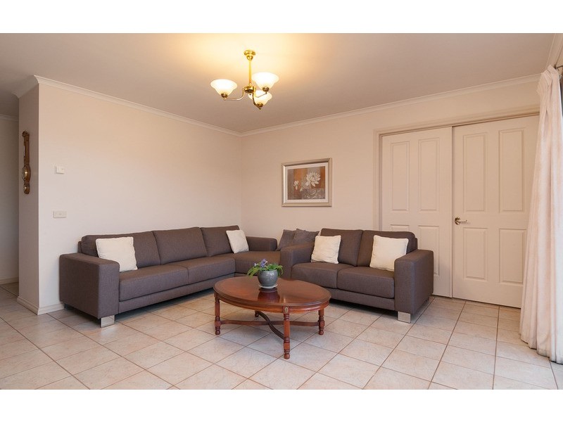 4 Greenridge Court, Chirnside Park VIC 3116