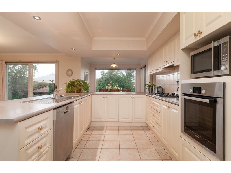 4 Greenridge Court, Chirnside Park VIC 3116