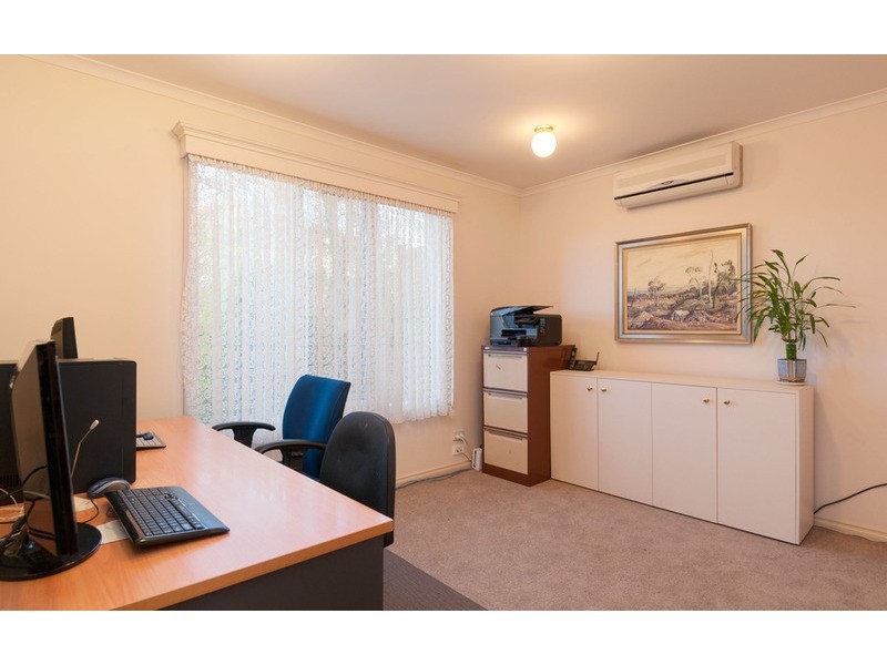 4 Greenridge Court, Chirnside Park VIC 3116