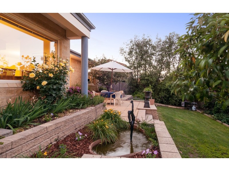 4 Greenridge Court, Chirnside Park VIC 3116