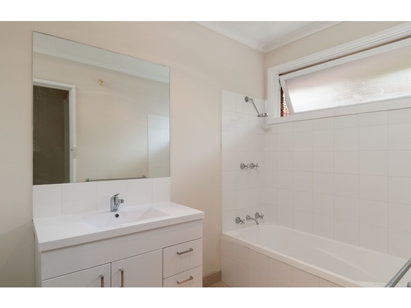 1/50 Croydon Road, Croydon VIC 3136