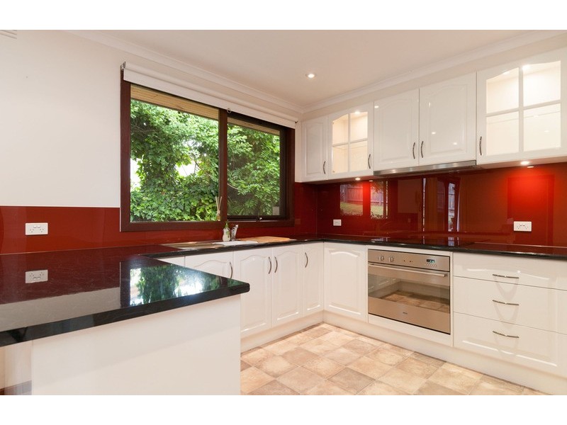 6 Anthony Drive, Chirnside Park VIC 3116