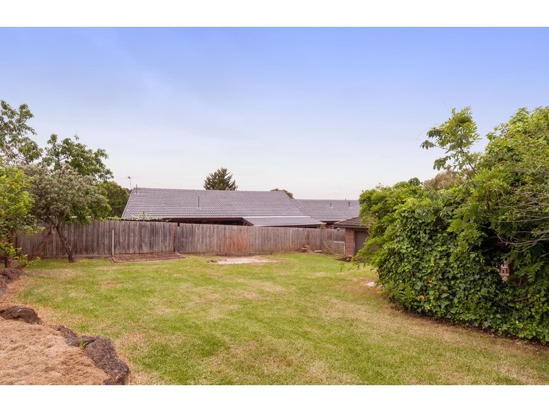 6 Anthony Drive, Chirnside Park VIC 3116