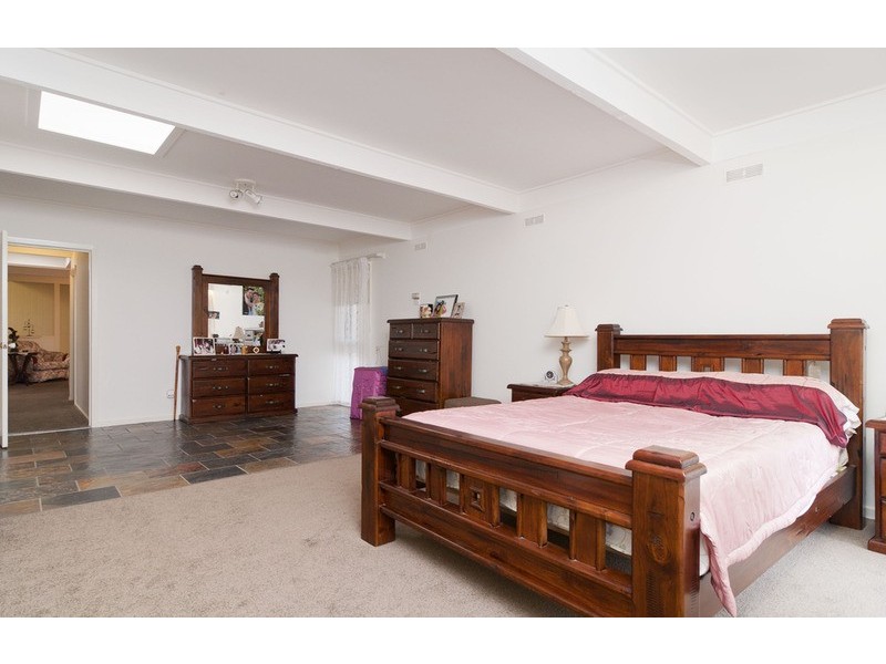 2 Bulga Street, Mooroolbark VIC 3138