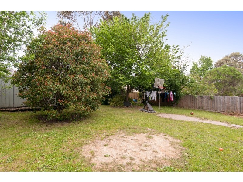 11 Cherylnne Crescent, Kilsyth VIC 3137