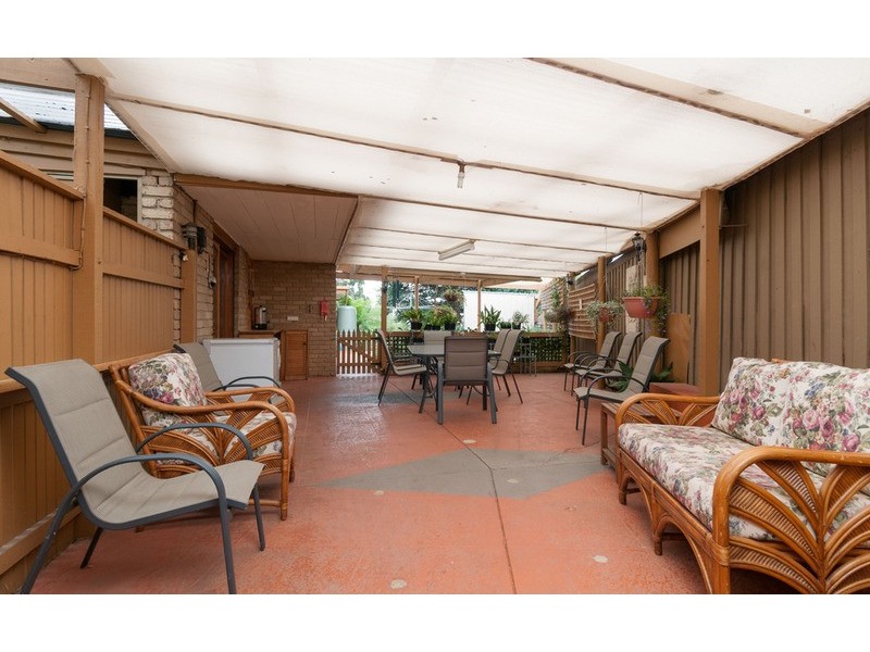 6 Daymar Drive, Mooroolbark VIC 3138