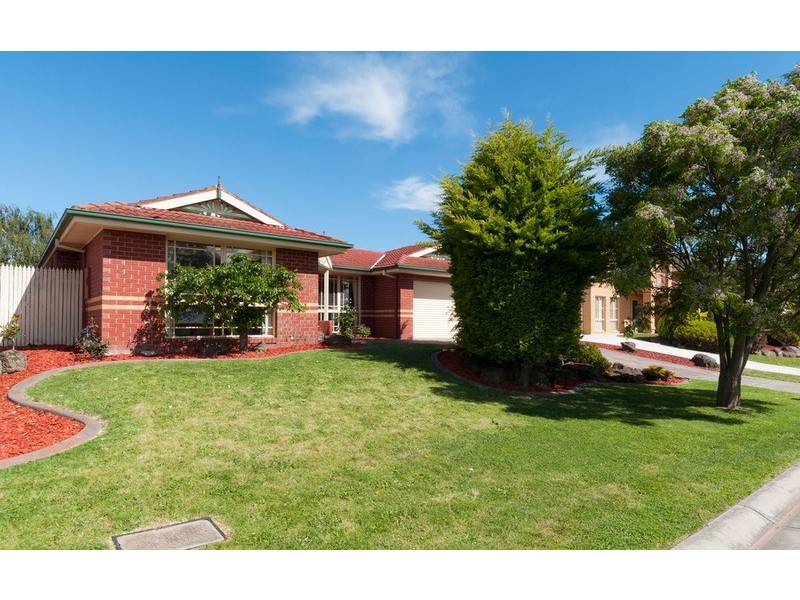 102 Nimblefoot Way, Lilydale VIC 3140