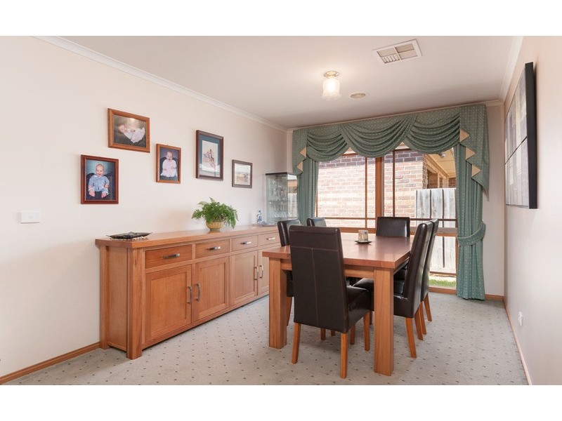 102 Nimblefoot Way, Lilydale VIC 3140