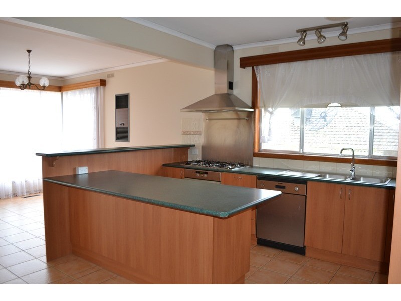 3 Baker  Street, Lilydale VIC 3140