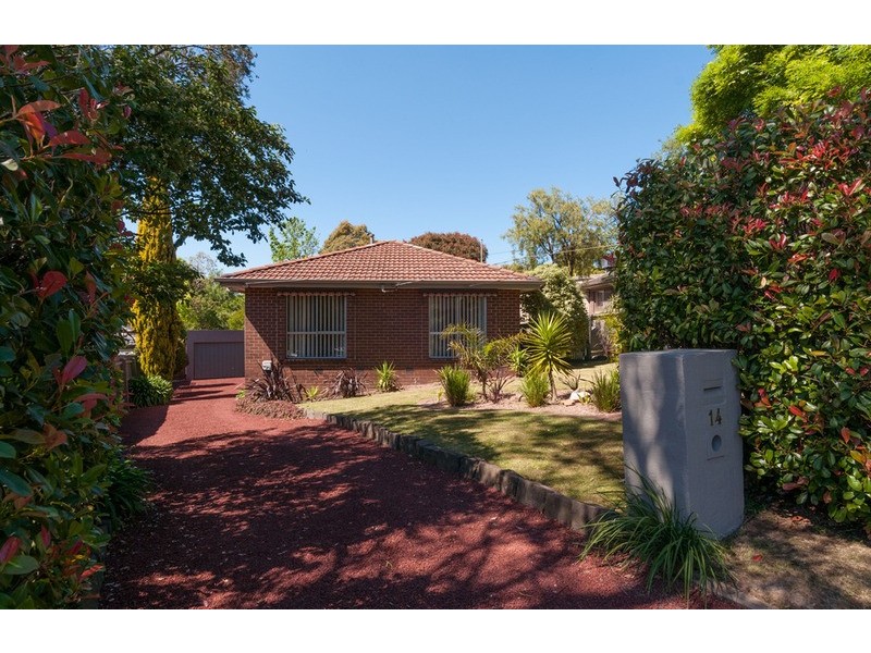 14 Lansell Road, Mooroolbark VIC 3138