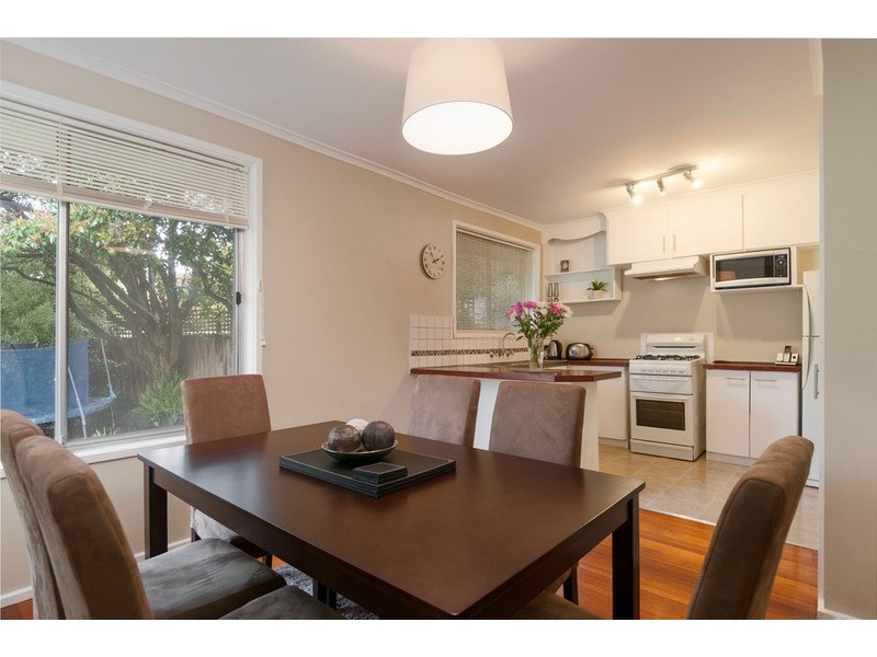 14 Lansell Road, Mooroolbark VIC 3138