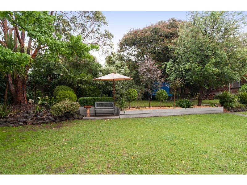 14 Lansell Road, Mooroolbark VIC 3138