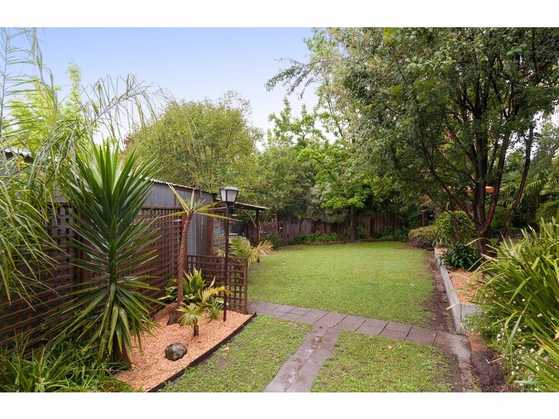 14 Lansell Road, Mooroolbark VIC 3138