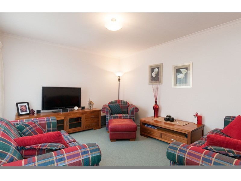 2/12 Plumer Street, Croydon VIC 3136