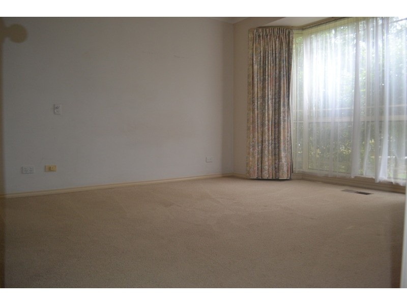 1 Abraham Drive, Croydon VIC 3136