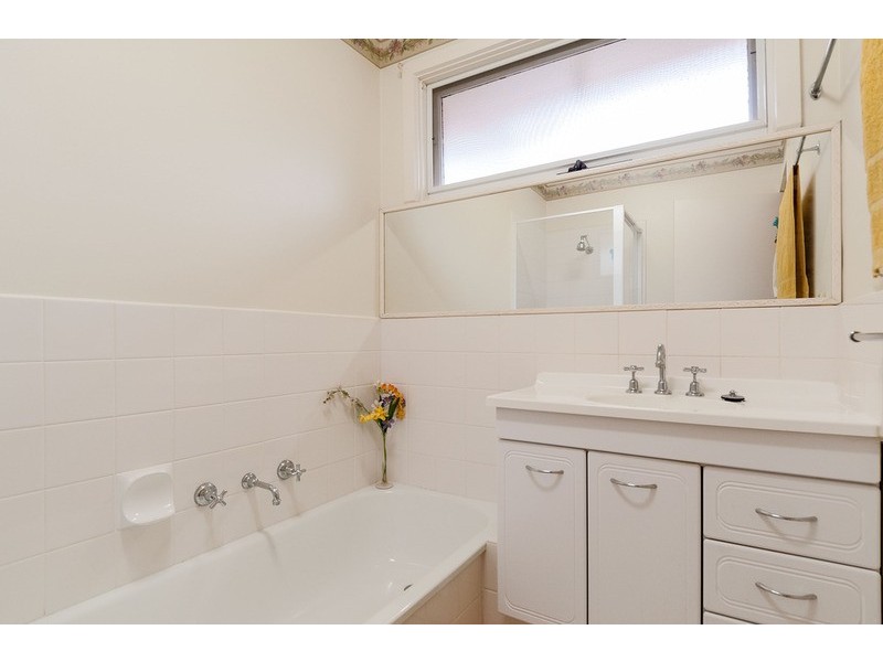 9 Myoora Drive, Mooroolbark VIC 3138