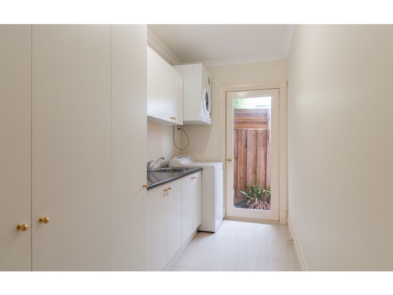 2 Paris Court, Mooroolbark VIC 3138