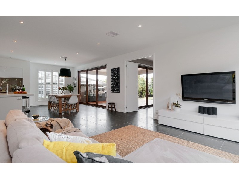 26 Kingston Way, Mooroolbark VIC 3138