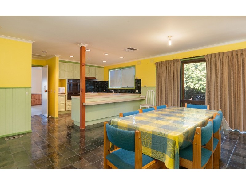 7 Chinook Crescent, Mooroolbark VIC 3138