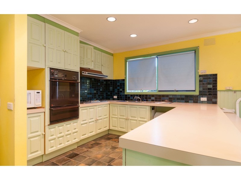 7 Chinook Crescent, Mooroolbark VIC 3138