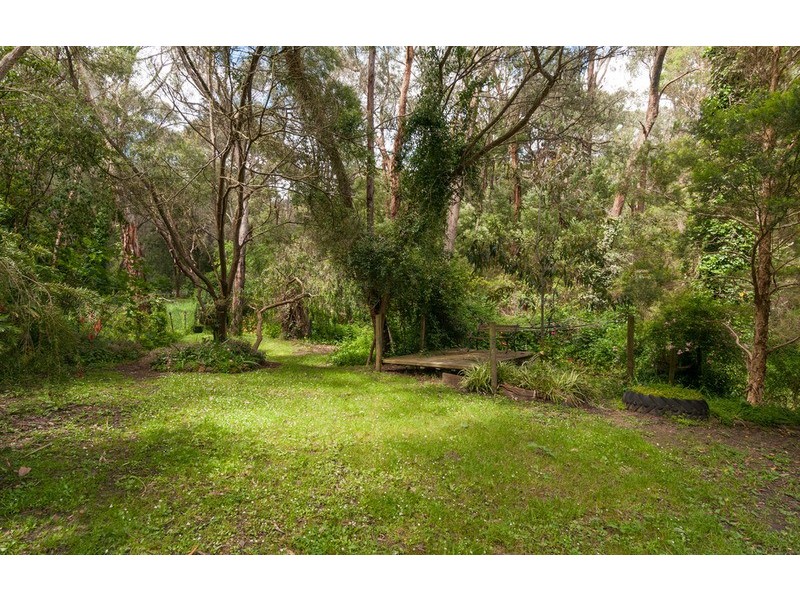 55 Warrawee Road, Mount Evelyn VIC 3796